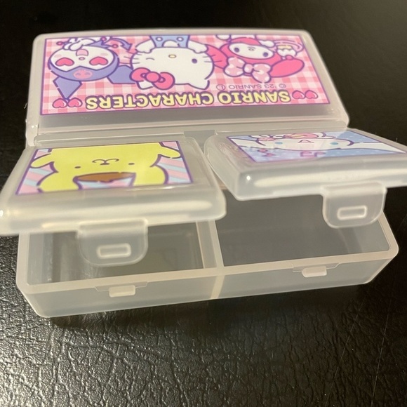 Hello Kitty & Friends 3 Slot Pill and Accessories Organizer box case Sanrio - Picture 4 of 7